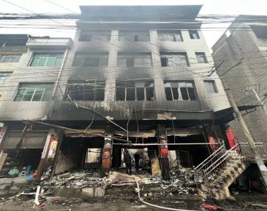 贵州松桃一民房起火致3人遇难 官方：死者系一对夫妻及其5岁孩子，具体原因正调查