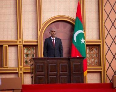 穆伊兹宣誓就任马尔代夫总统