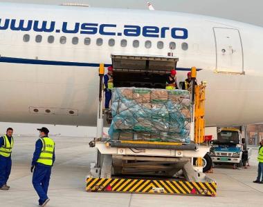 新疆自贸试验区喀什片区首架国际货运包机起飞
