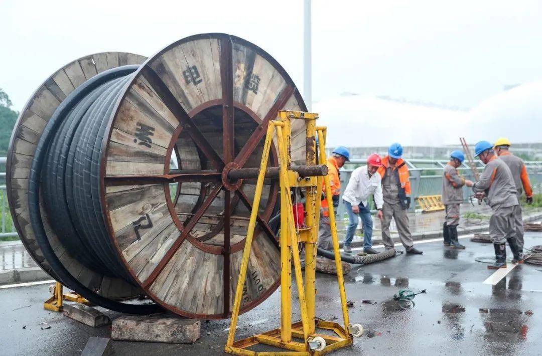 华蓥：为重点项目建设提供电力保障