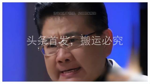 从“上海第一主持人”沦为全网笑柄，曹可凡为何会败光观众缘？