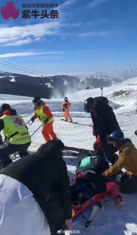 知名滑雪女教练在滑雪场不幸遇难 警方正调查事故原因