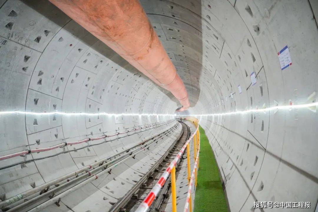 深圳地铁16号线二期工程全线最长区间隧道顺利贯通