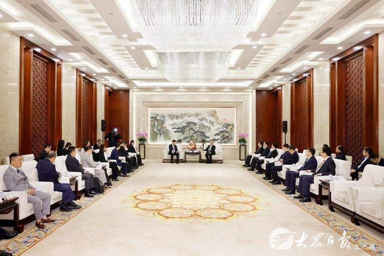 新加坡—山东经贸理事会全体会议在济南召开