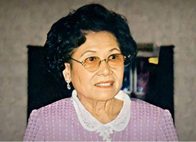 邝肖卿成为中国女首富！她是一位94岁的广州花都籍老太太 | 第2眼