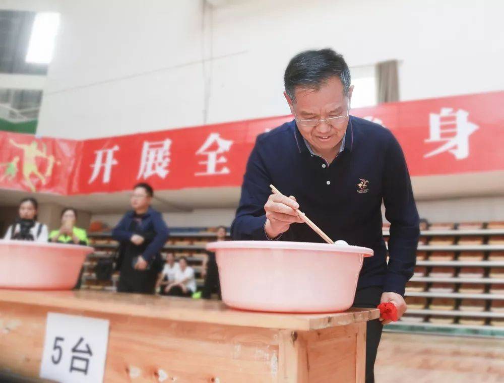 这事儿｜不只是引体向上，运动会上已有多名市委书记一显身手