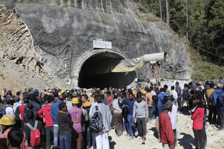 印度41人被困隧道已有8天，官员称将实施其他救援计划